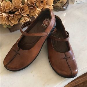 Earth spirit gelron 2000 Eliot Brand new size 10